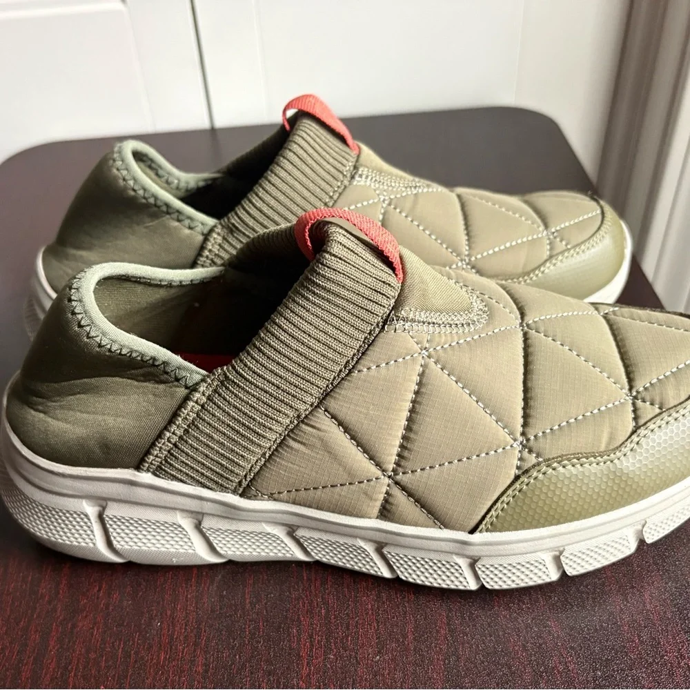 Skechers Olive Green Quilted Slip-On Athletic Shoes with Red Pull Tab